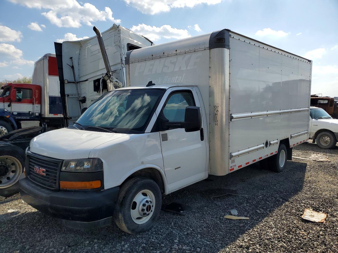2022 GMC SAVANA