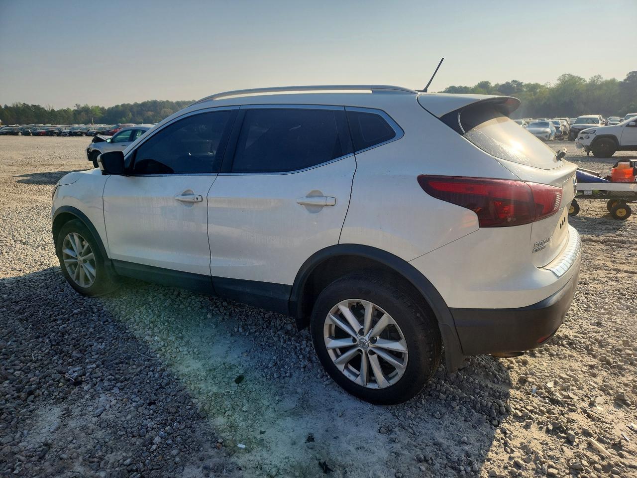 2018 NISSAN ROGUE SPORT SV photo 3