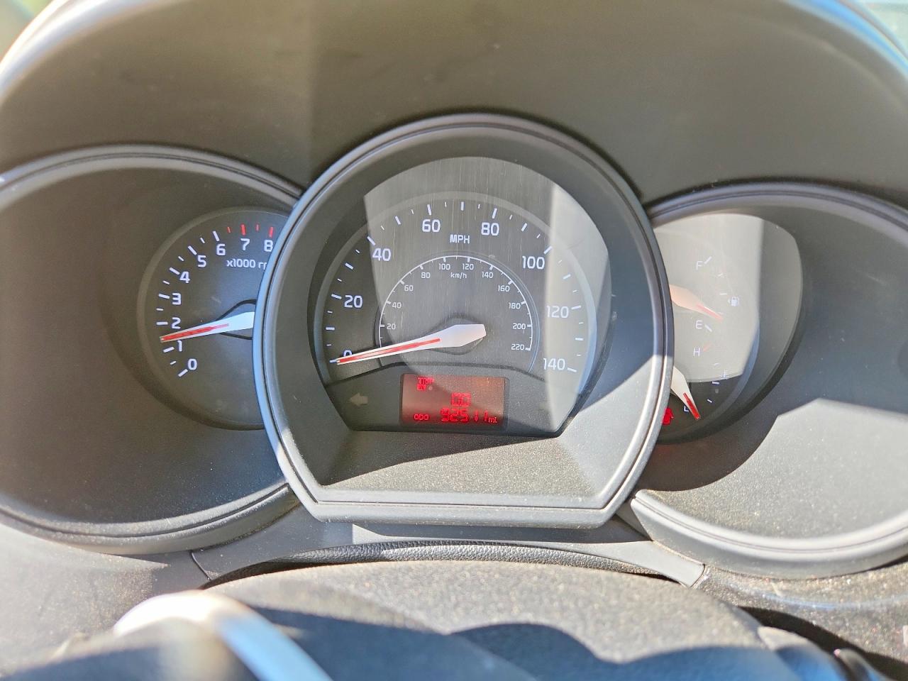 2016 KIA RIO LX photo 17