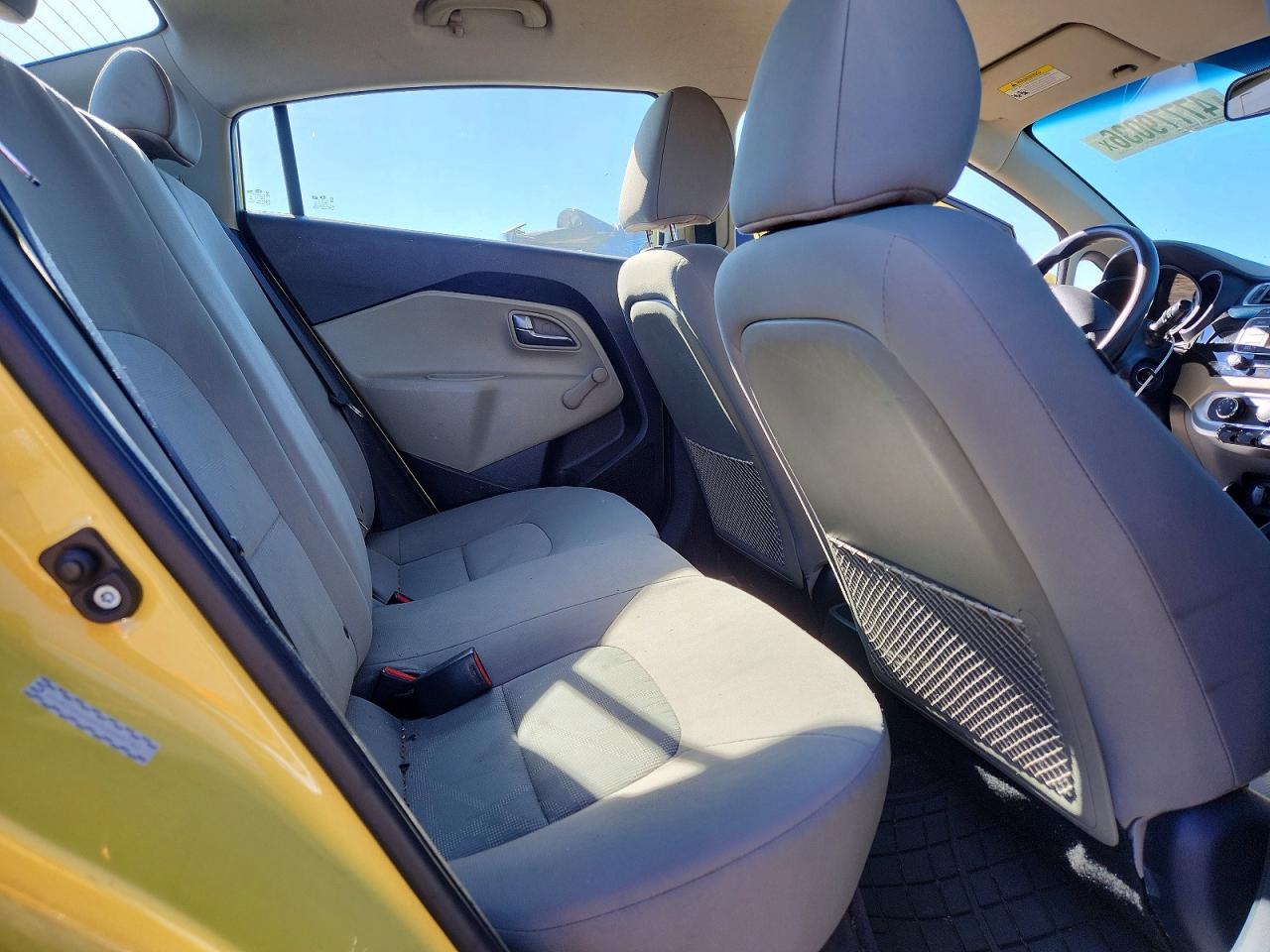 2016 KIA RIO LX photo 19