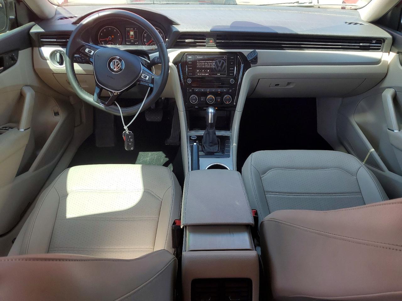 2021 VOLKSWAGEN PASSAT SE photo 15