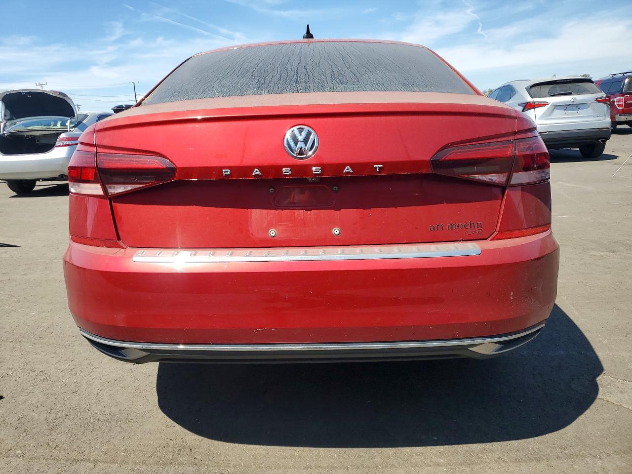 2021 VOLKSWAGEN PASSAT SE photo 11