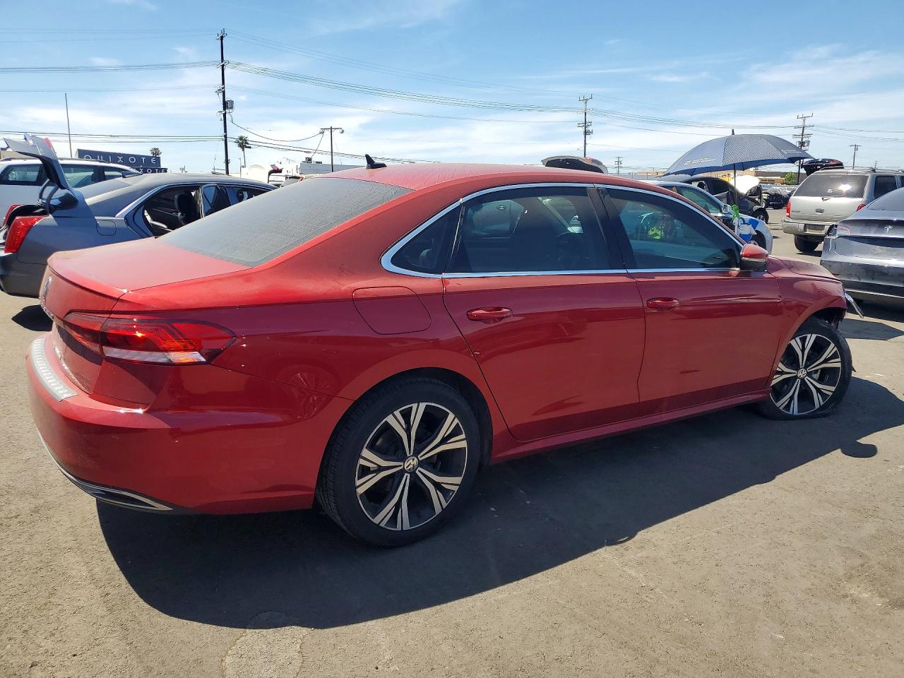 2021 VOLKSWAGEN PASSAT SE photo 5
