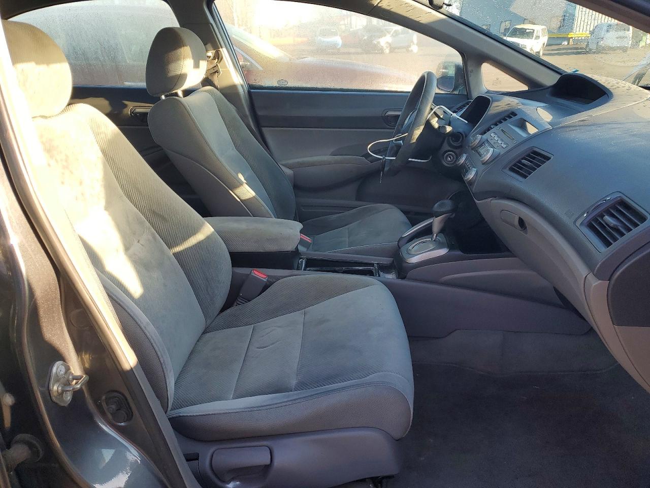 2011 HONDA CIVIC LX photo 13