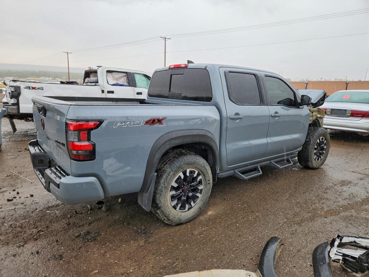 2024 NISSAN FRONTIER PRO-4X photo 5