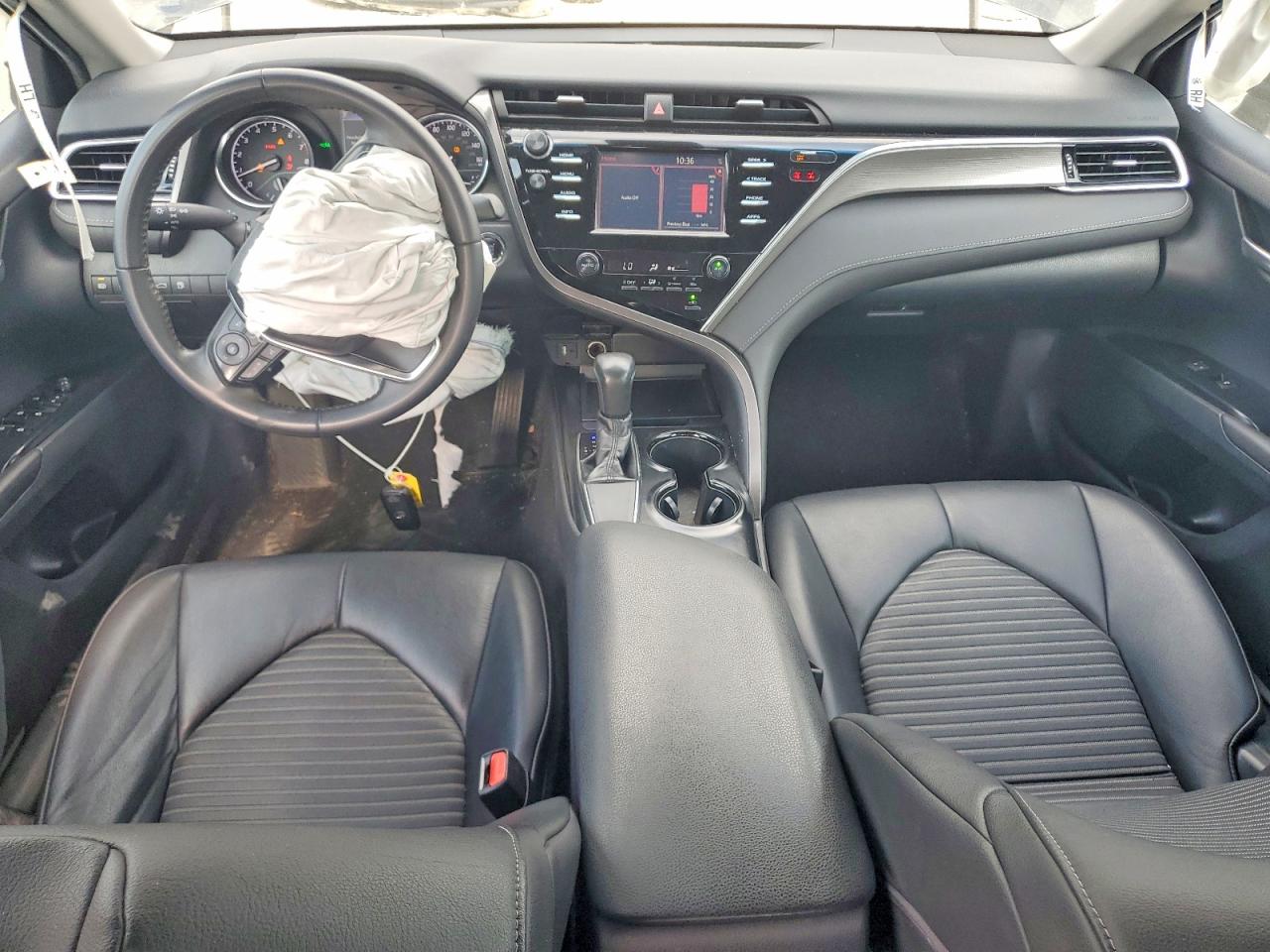 2018 TOYOTA CAMRY SE photo 15