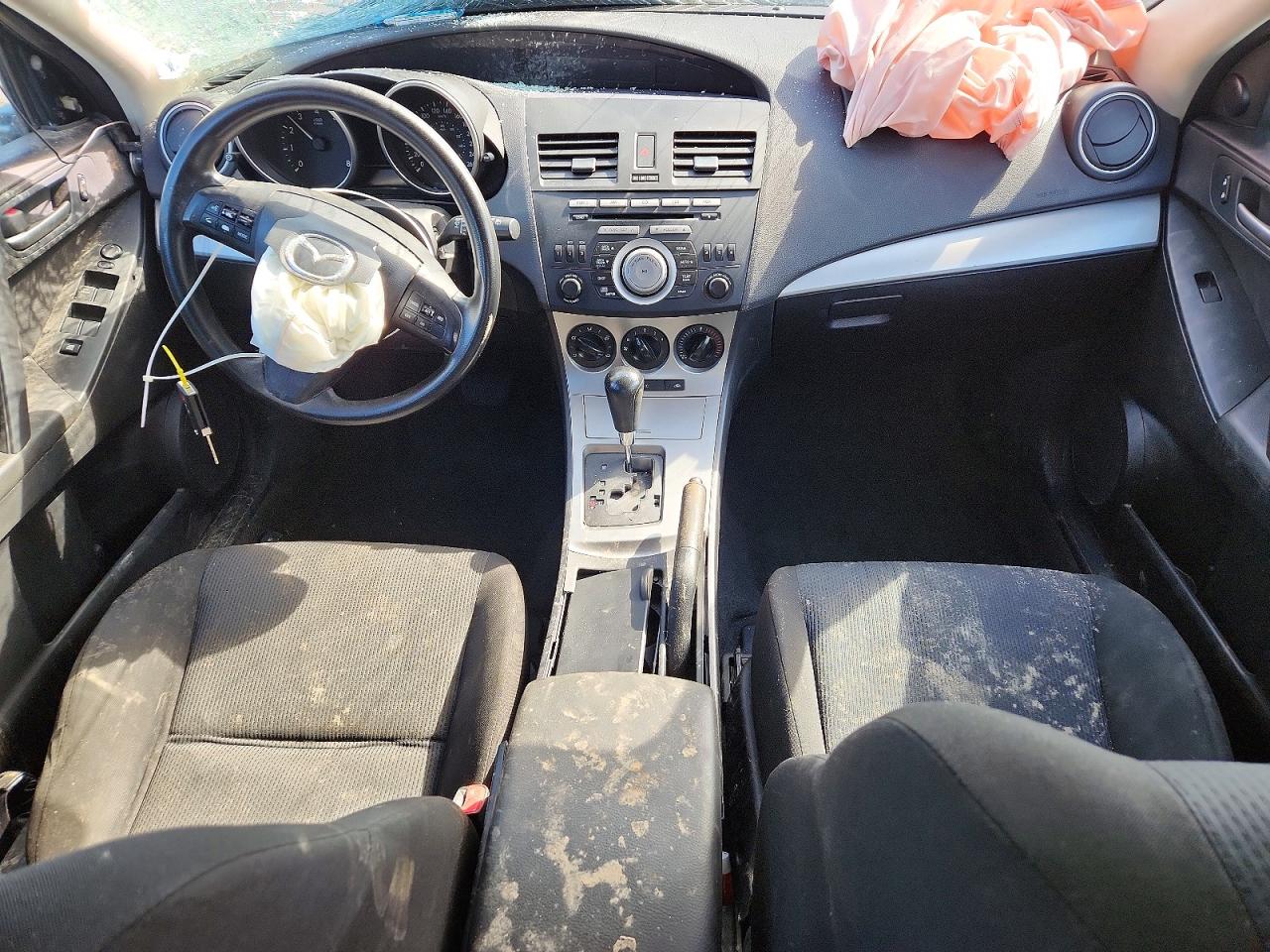 2010 MAZDA 3 S photo 22