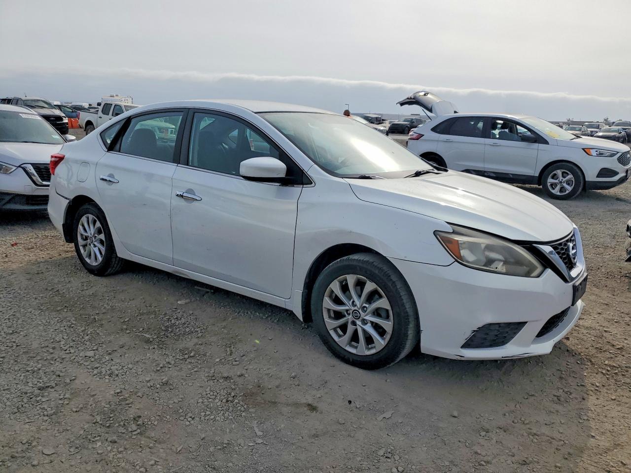 2016 NISSAN SENTRA SV photo 4
