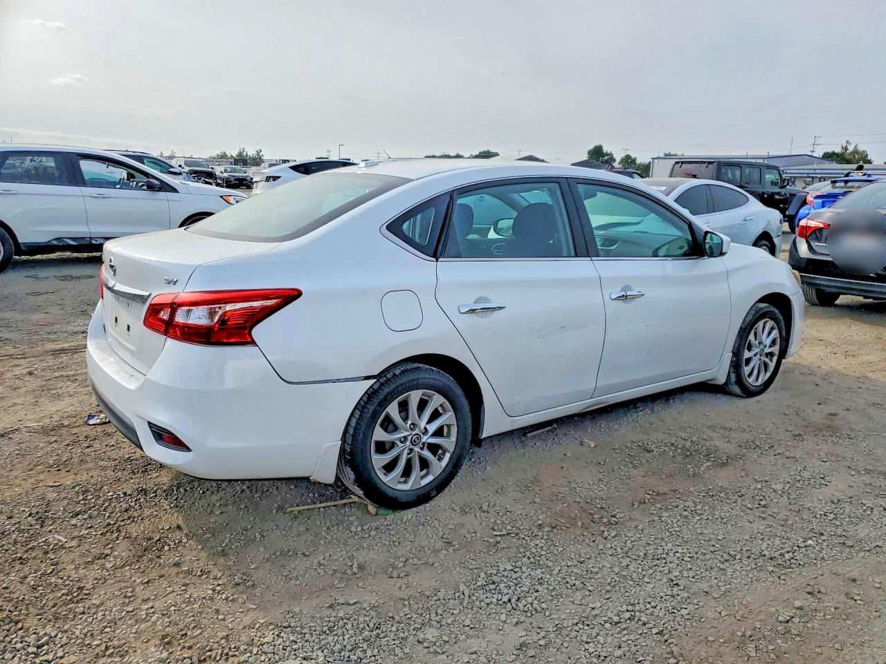 2016 NISSAN SENTRA SV photo 3