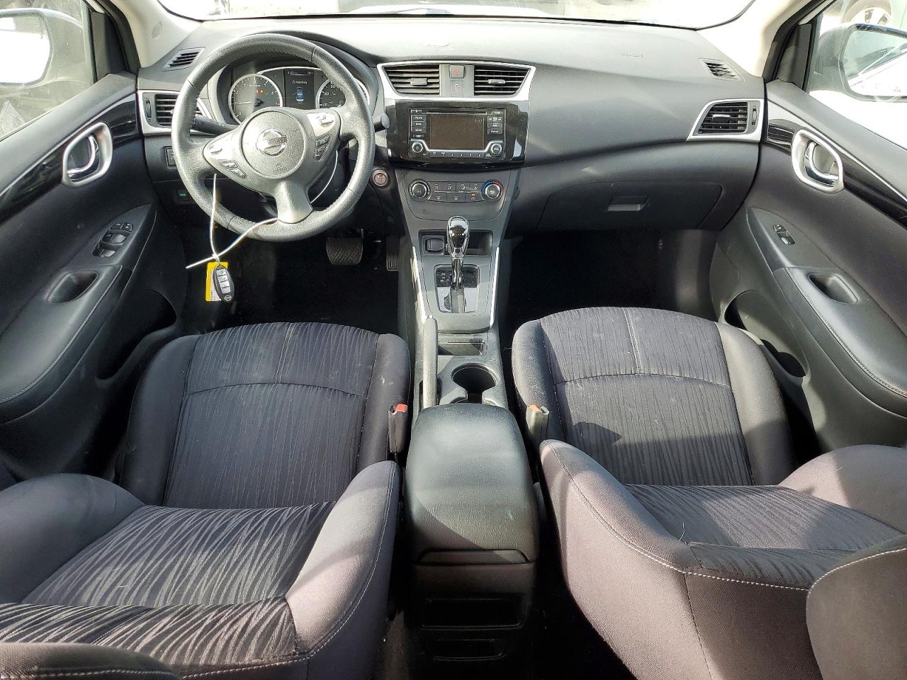 2016 NISSAN SENTRA SV photo 8