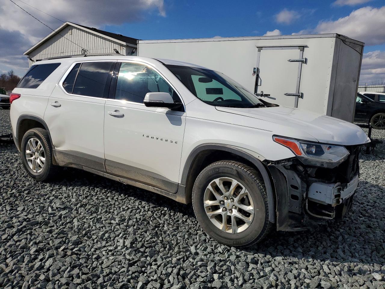 2019 CHEVROLET TRAVERSE LT photo 7