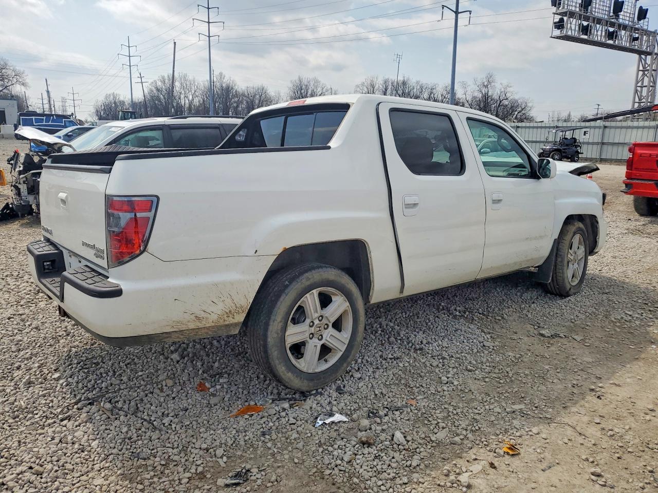 2014 HONDA RIDGELINE RTL photo 3