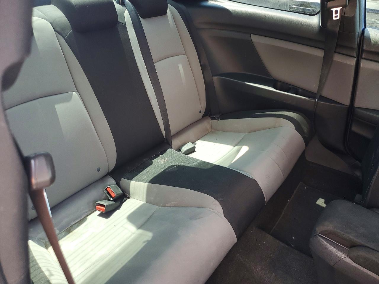 2016 HONDA CIVIC LX photo 10