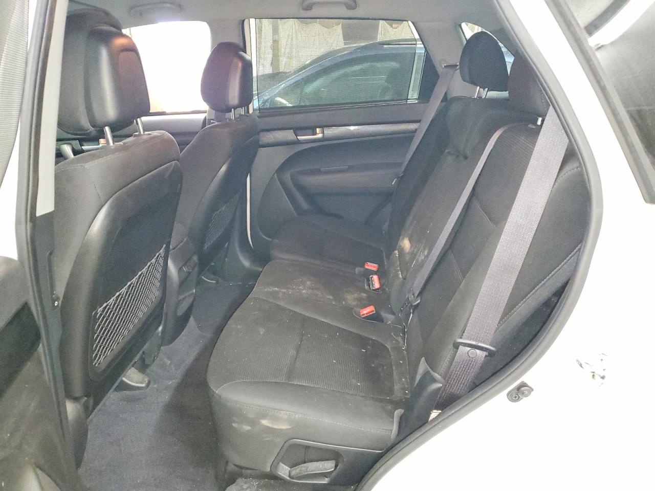2015 KIA SORENTO LX photo 21