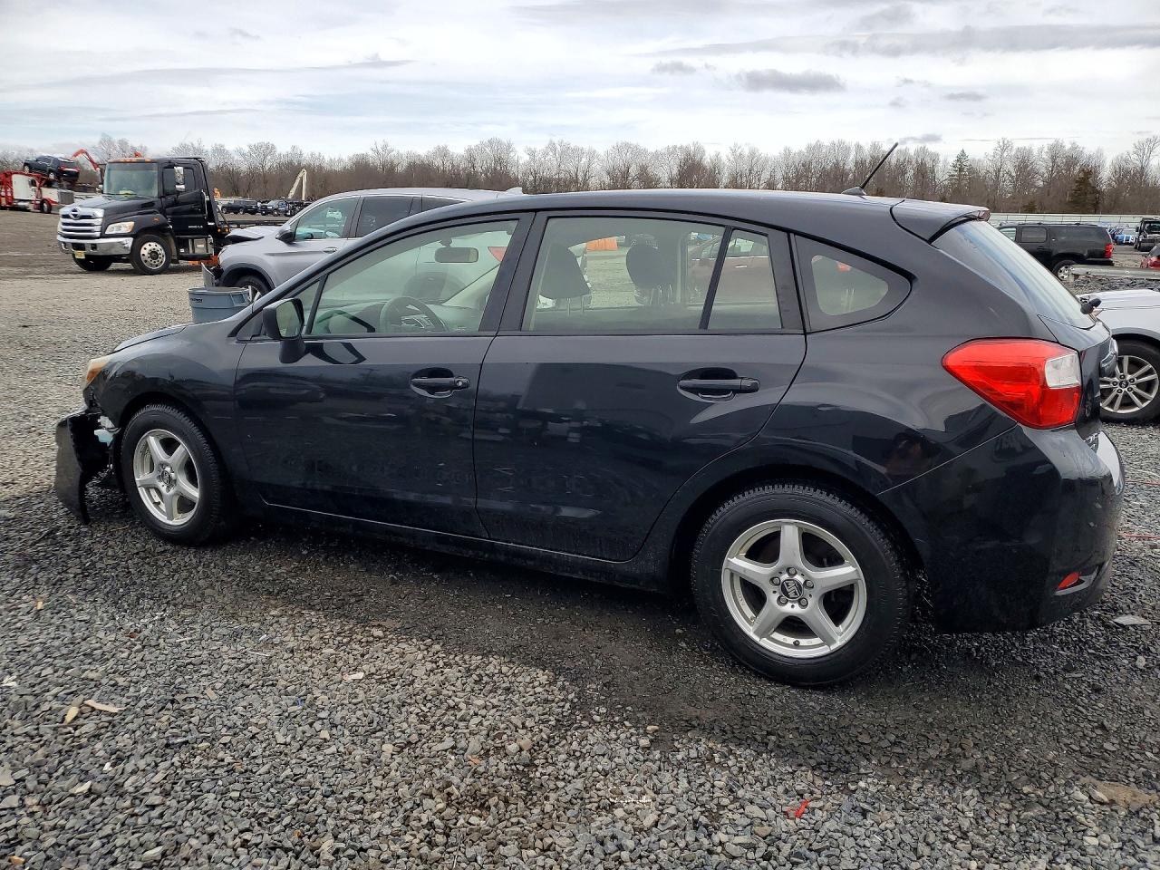 2015 SUBARU IMPREZA photo 2