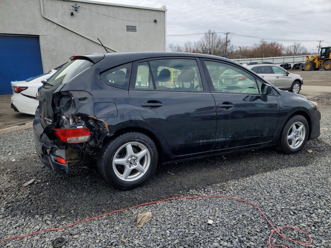 2015 SUBARU IMPREZA photo 3