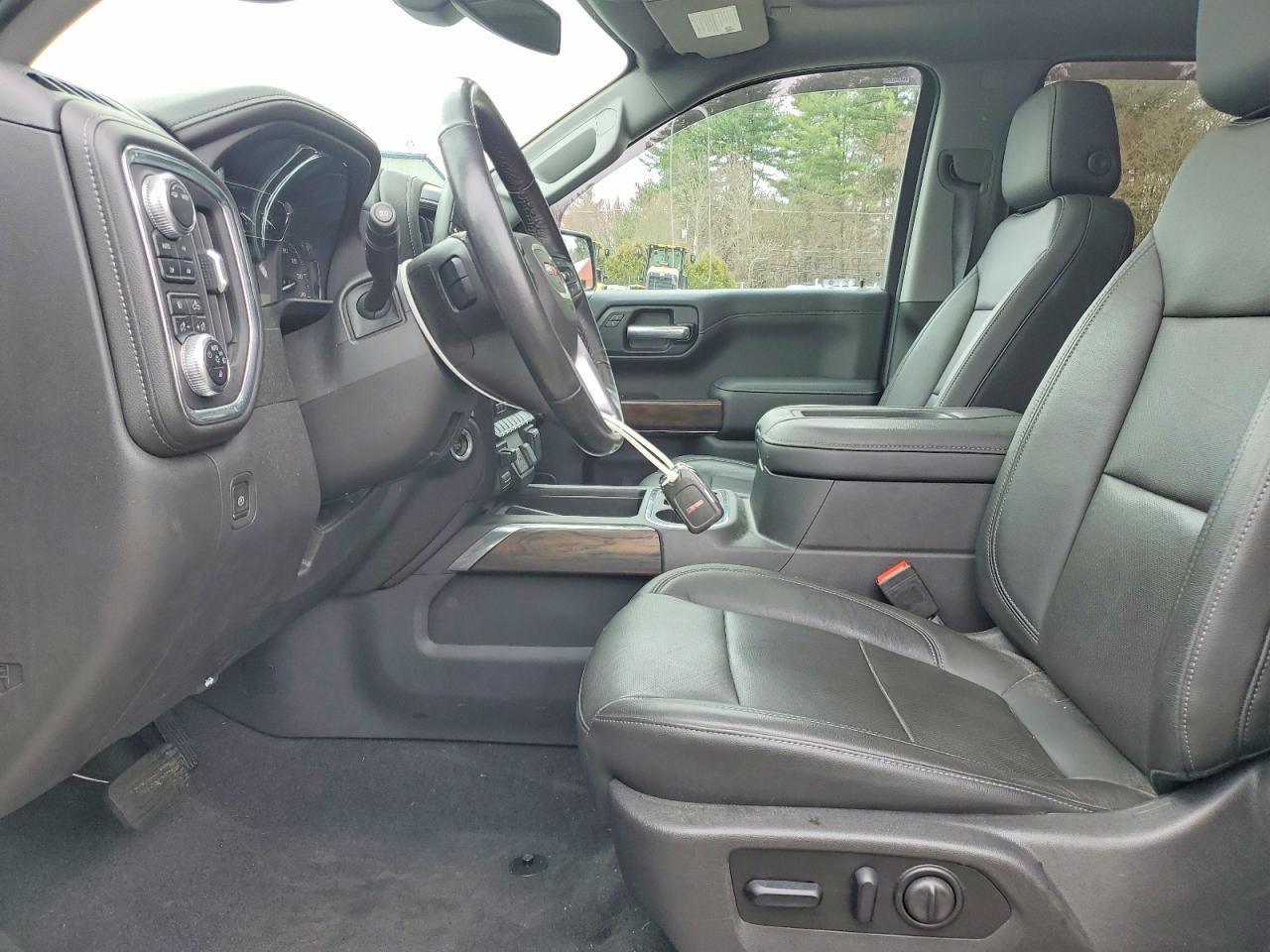 2020 GMC SIERRA K1500 SLT photo 13