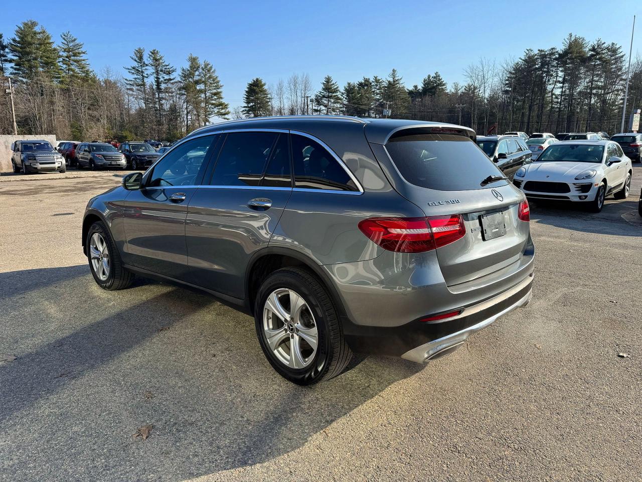2017 MERCEDES-BENZ GLC 300 4MATIC photo 3