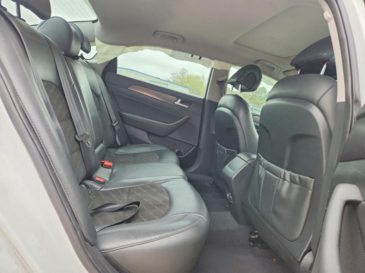 2017 HYUNDAI SONATA SPORT photo 19