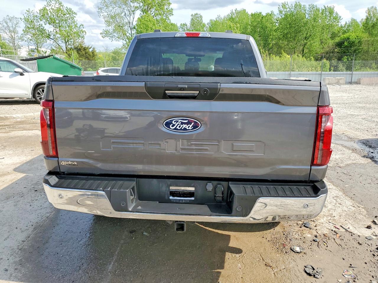 2024 FORD F150 XLT photo 11