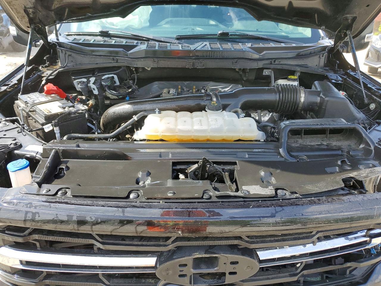 2024 FORD F150 XLT photo 21