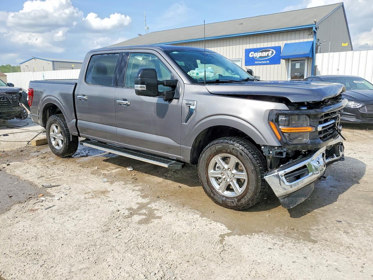 2024 FORD F150 XLT photo 7