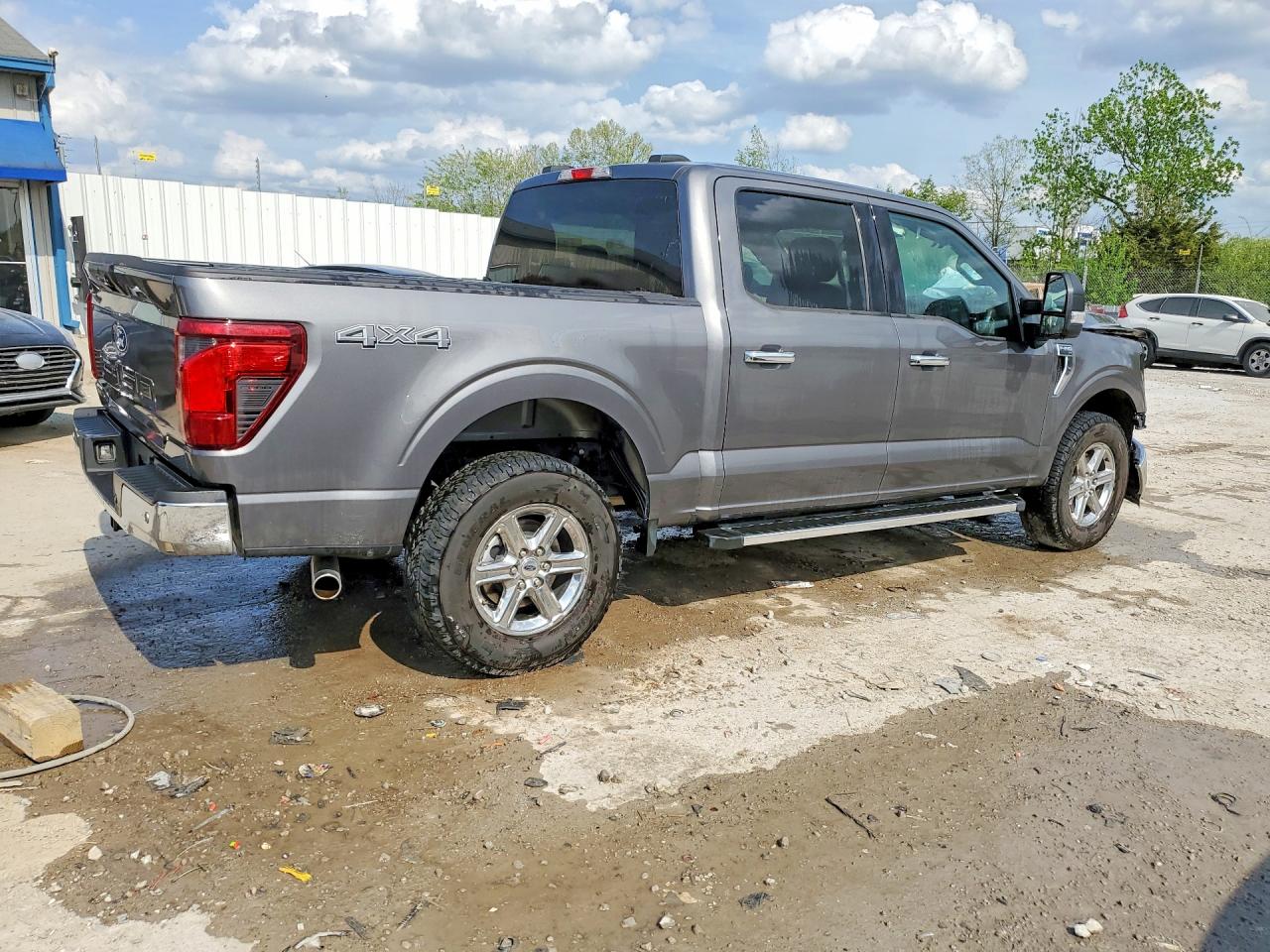 2024 FORD F150 XLT photo 5