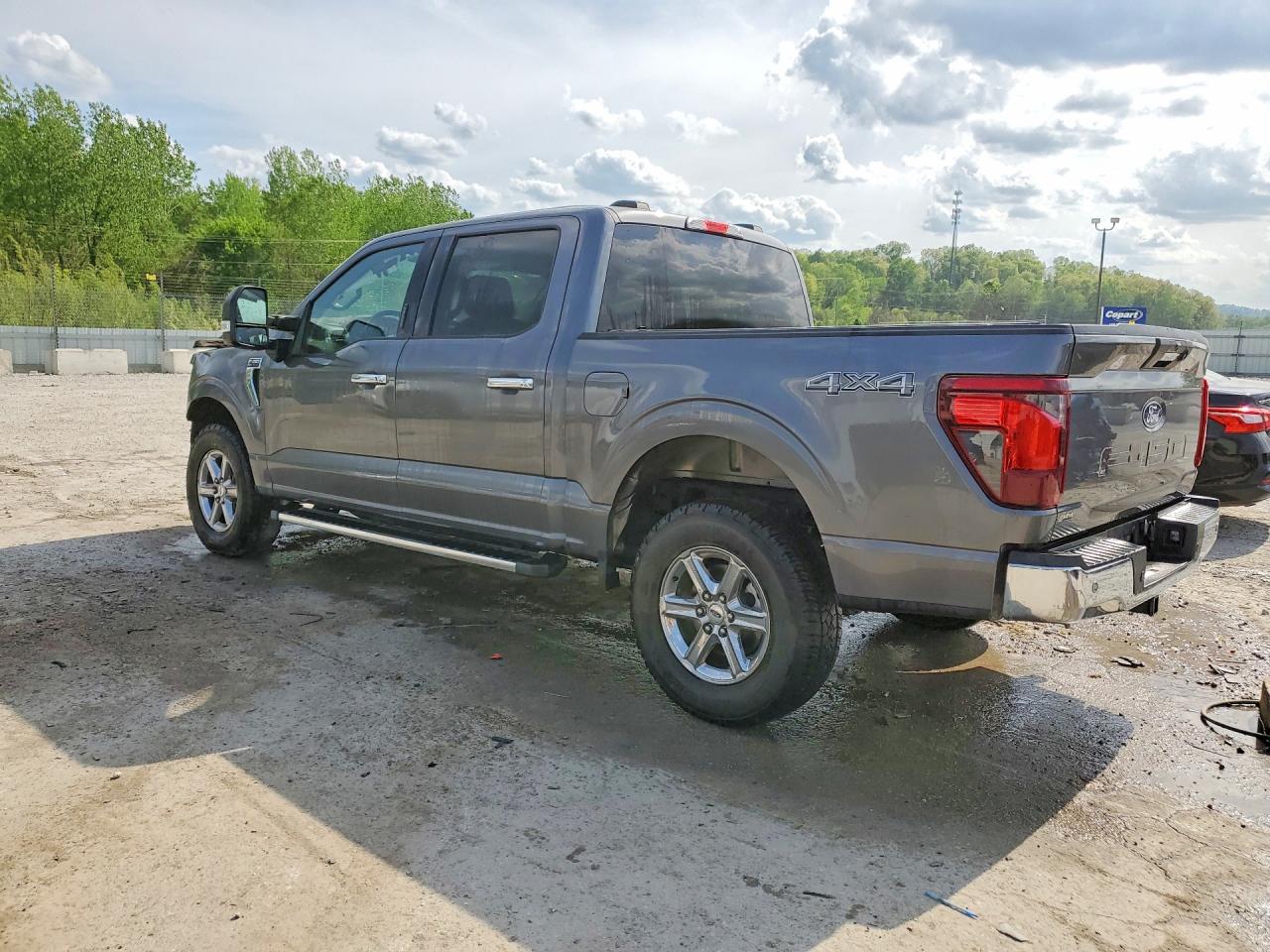 2024 FORD F150 XLT photo 3