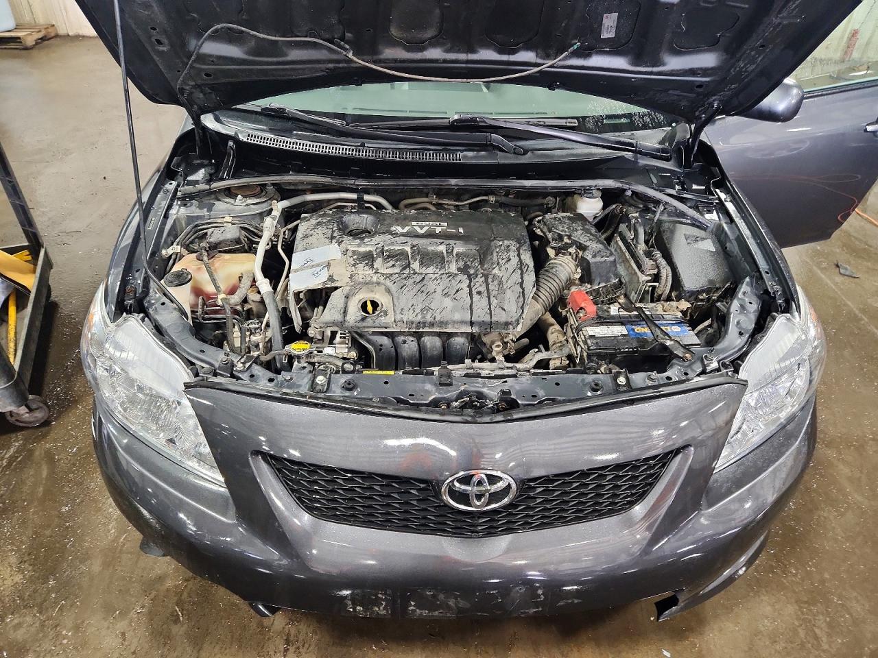 2010 TOYOTA COROLLA LE photo 21