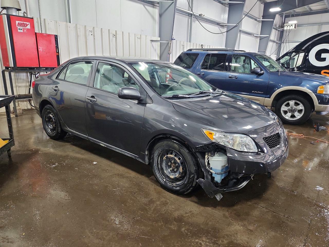 2010 TOYOTA COROLLA LE photo 7