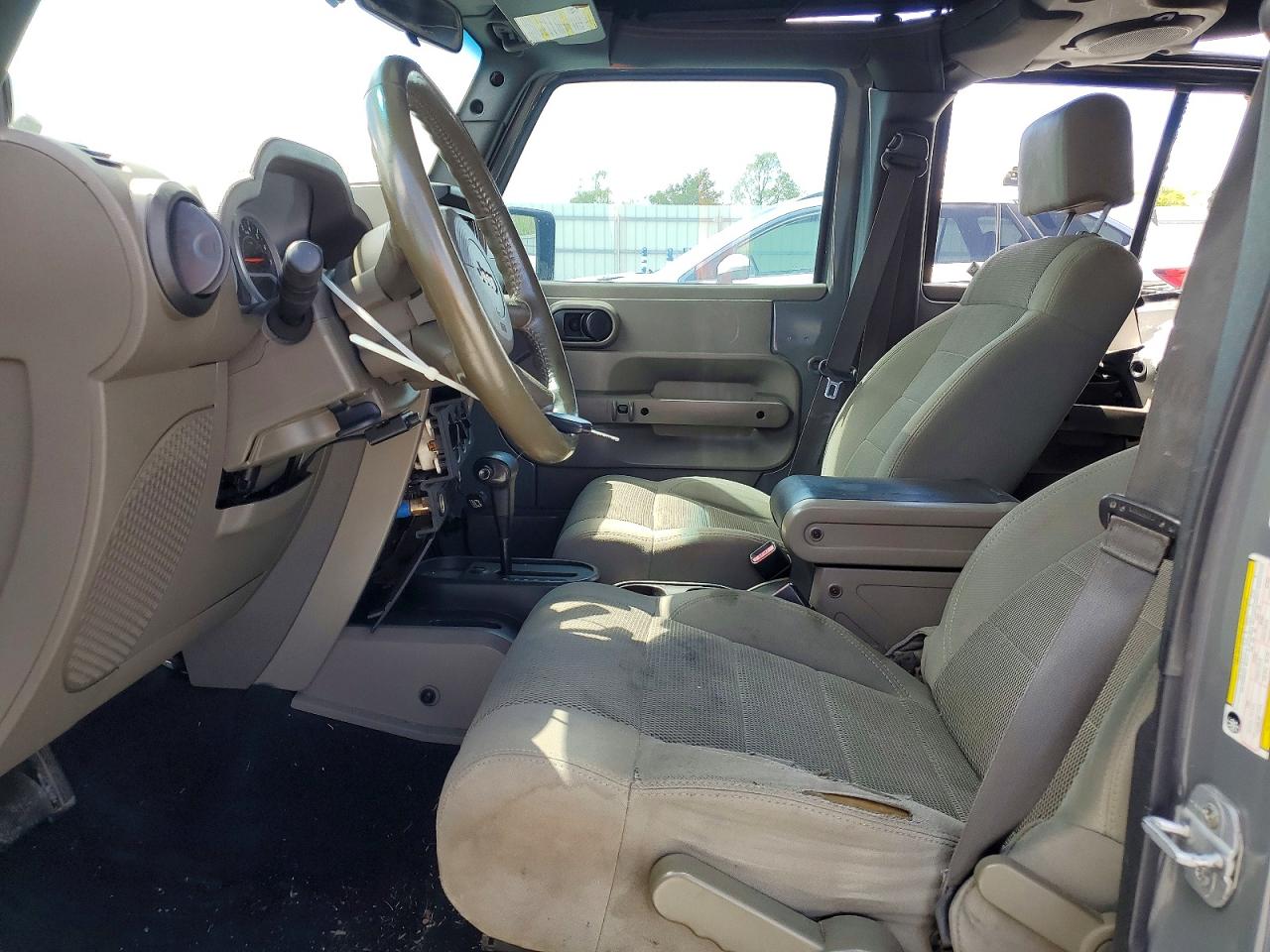 2007 JEEP WRANGLER SAHARA photo 13