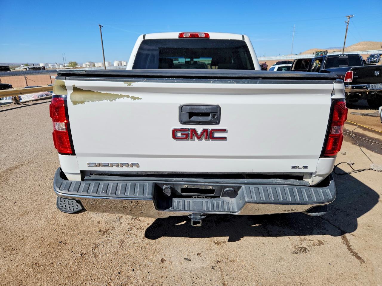 2014 GMC SIERRA K1500 SLE photo 6