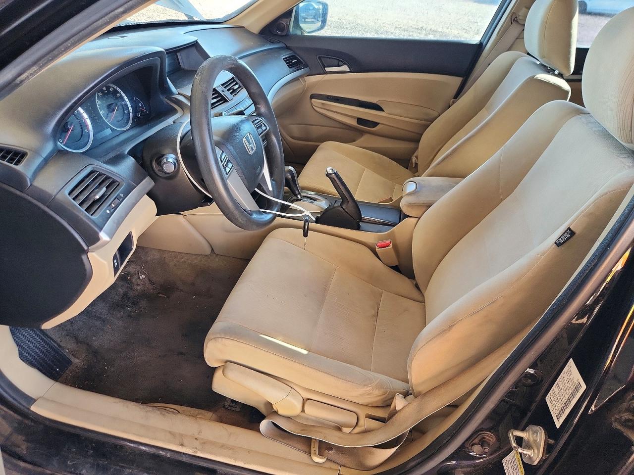 2012 HONDA ACCORD LX photo 13