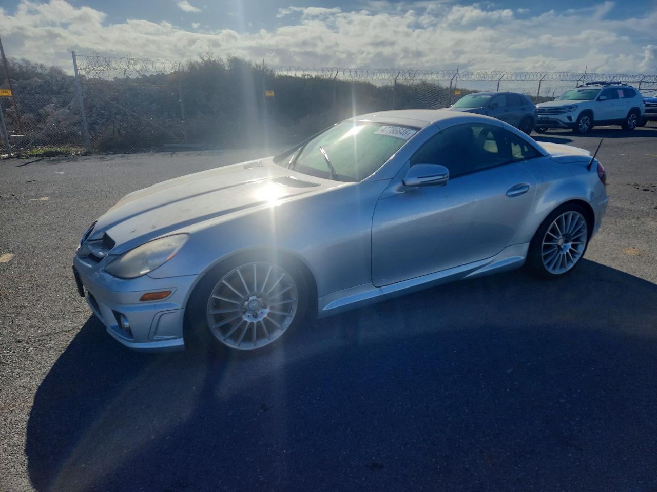 2010 MERCEDES-BENZ SLK