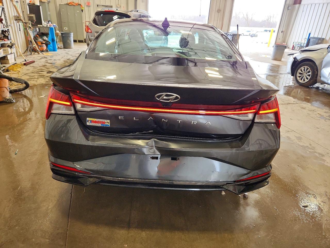 2021 HYUNDAI ELANTRA SEL photo 11