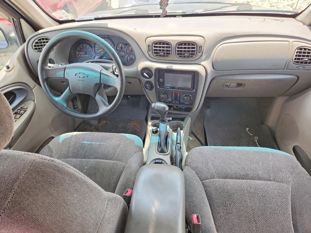 2004 CHEVROLET TRAILBLAZER EXT LS photo 8