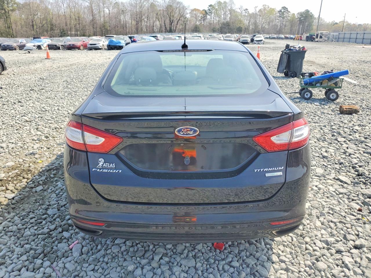 2016 FORD FUSION photo 11