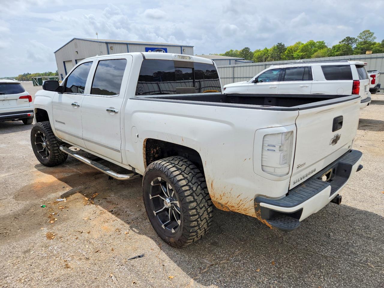 2018 CHEVROLET SILVERADO K1500 LTZ photo 3
