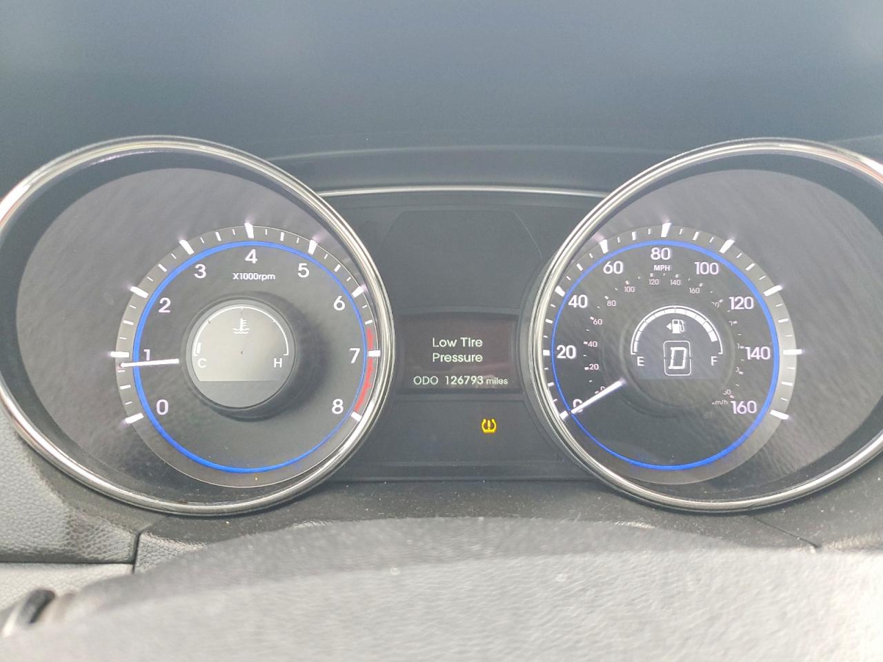 2011 HYUNDAI SONATA GLS photo 17