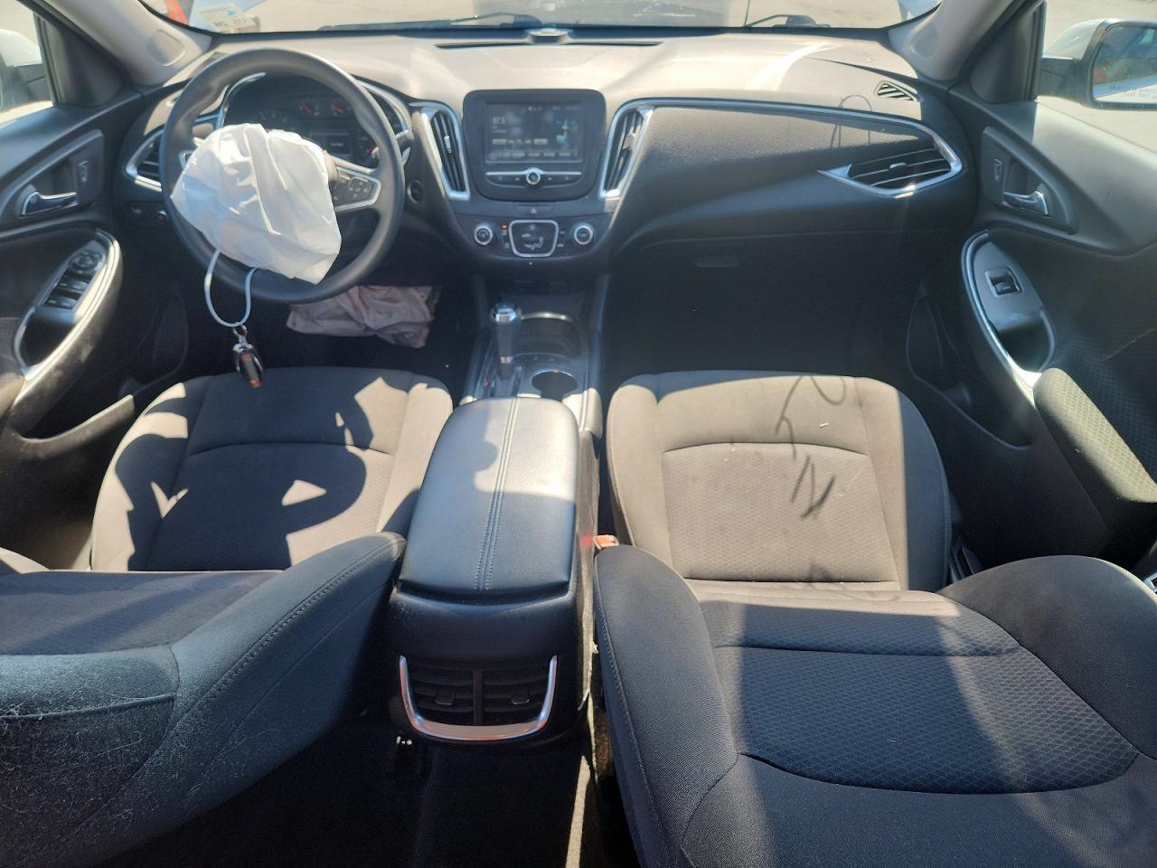 2018 CHEVROLET MALIBU LT photo 15