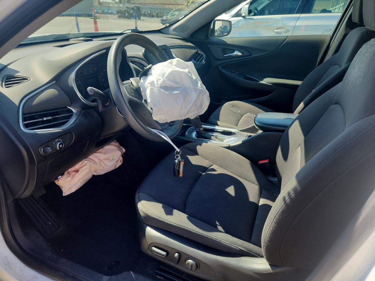 2018 CHEVROLET MALIBU LT photo 13