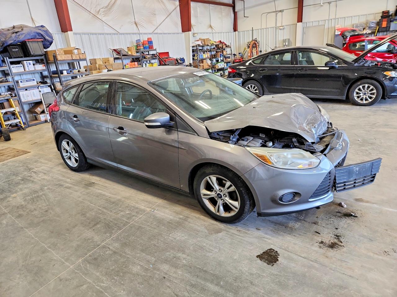 2014 FORD FOCUS SE photo 10