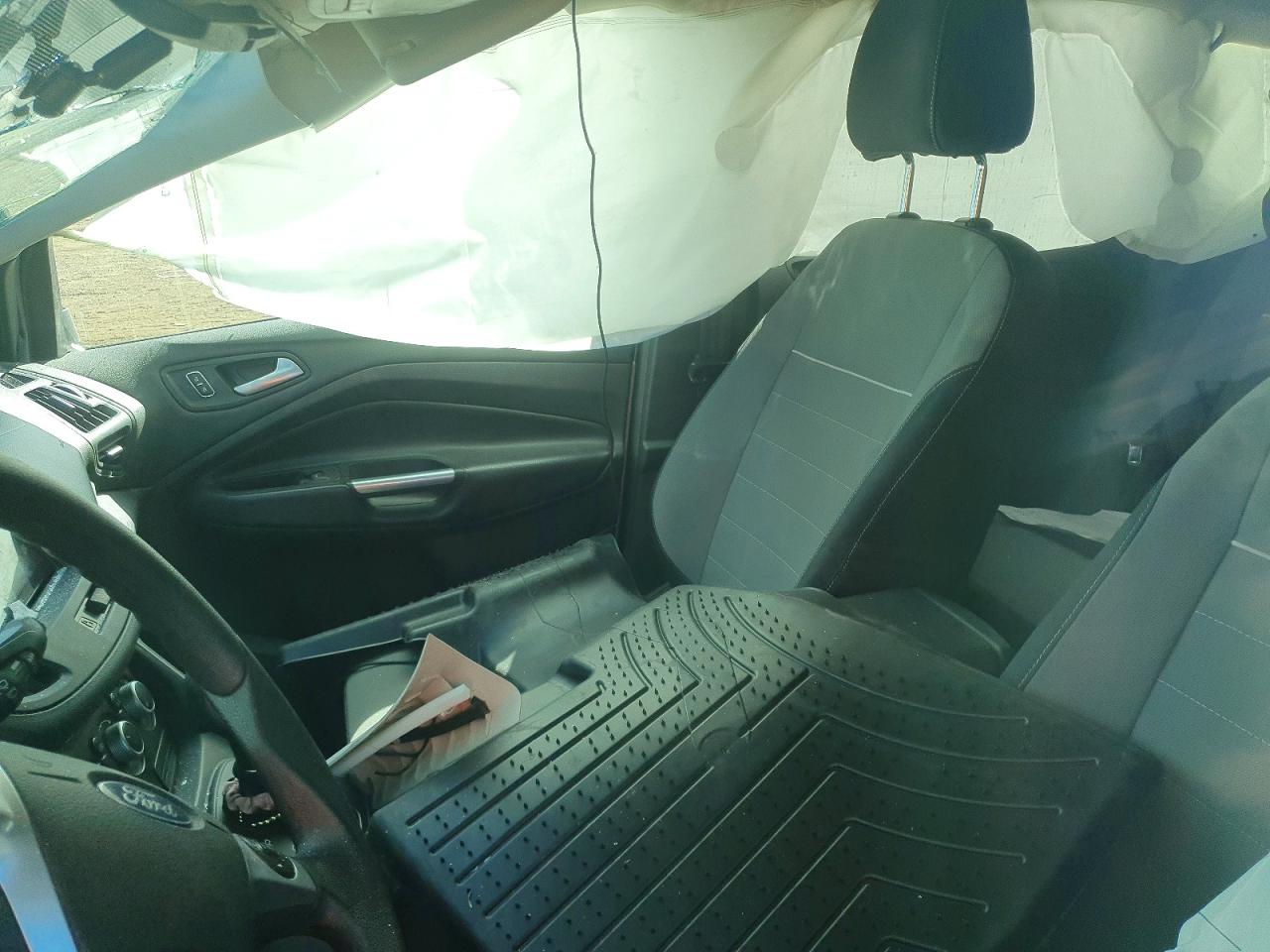 2015 FORD ESCAPE SE photo 8