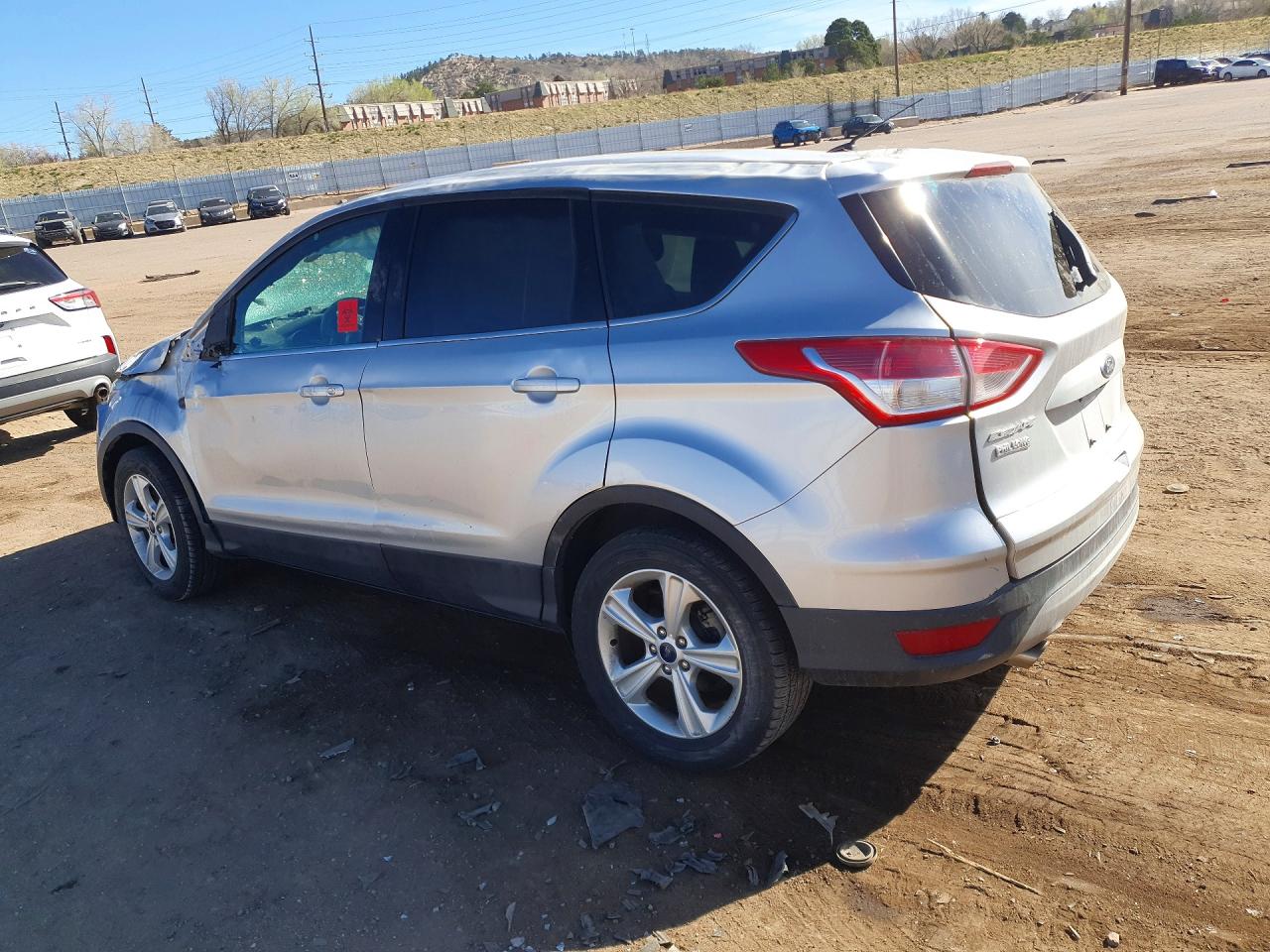 2015 FORD ESCAPE SE photo 2