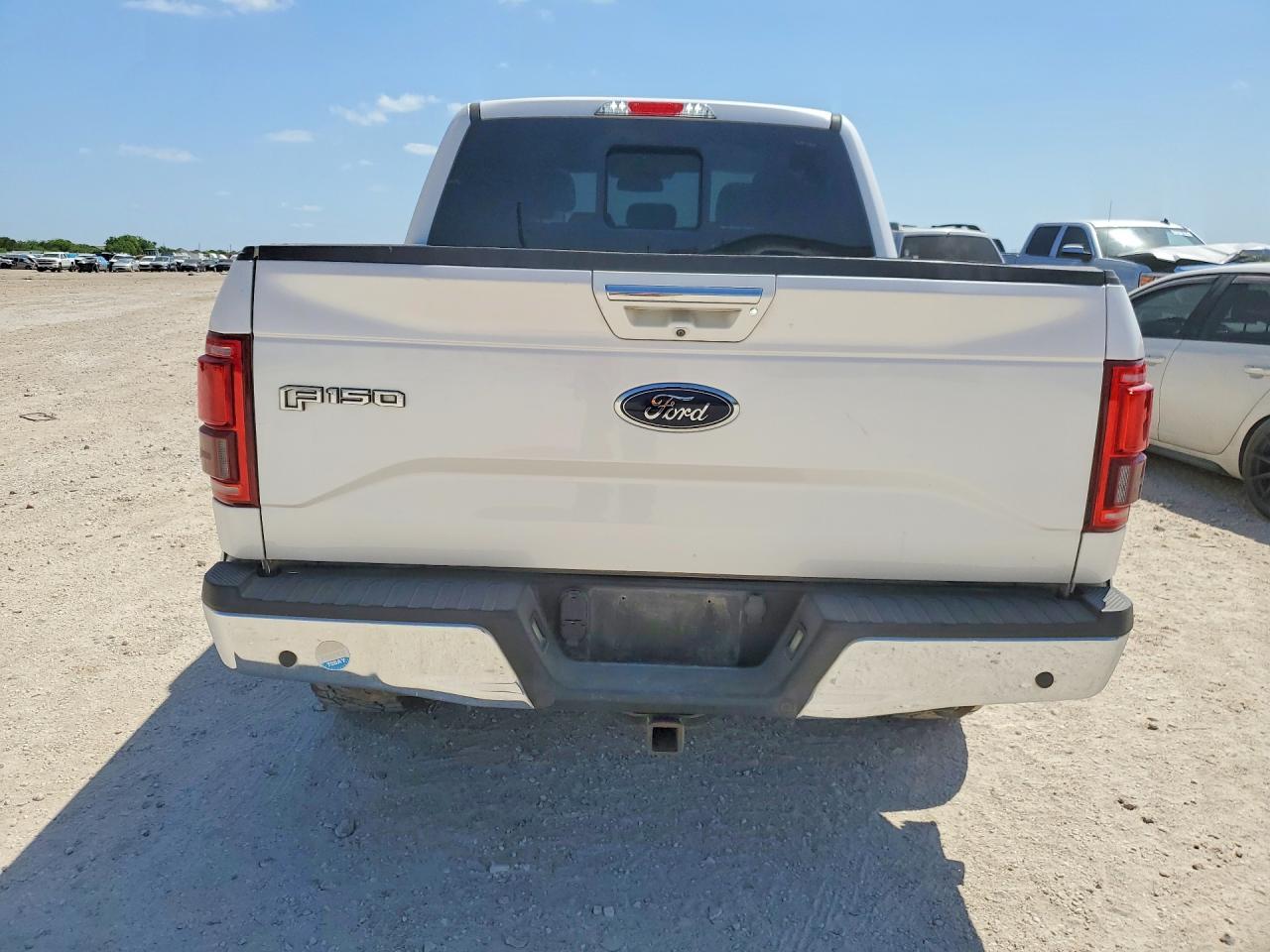 2016 FORD F150 SUPERCREW photo 11