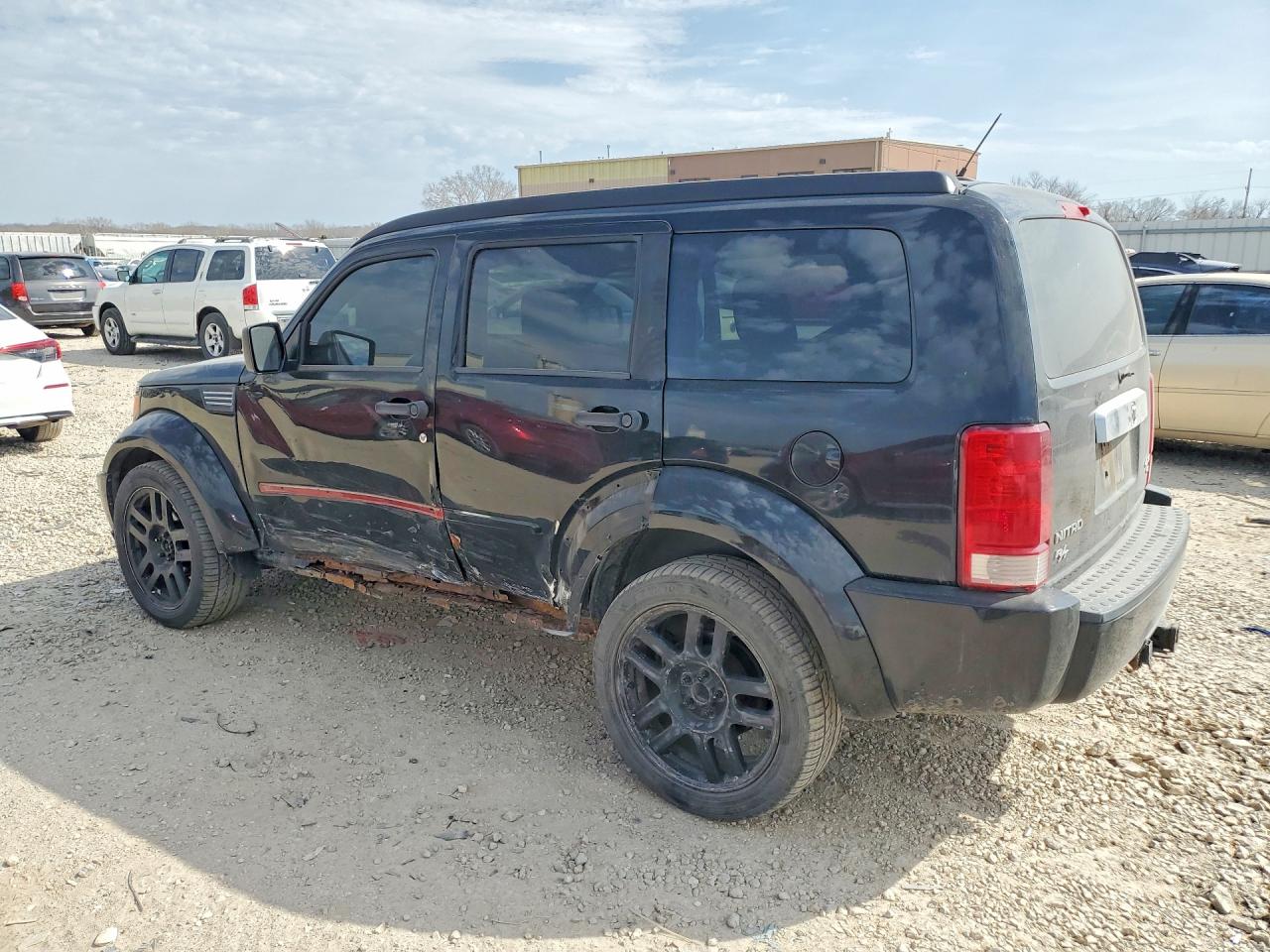 2007 DODGE NITRO R photo 3