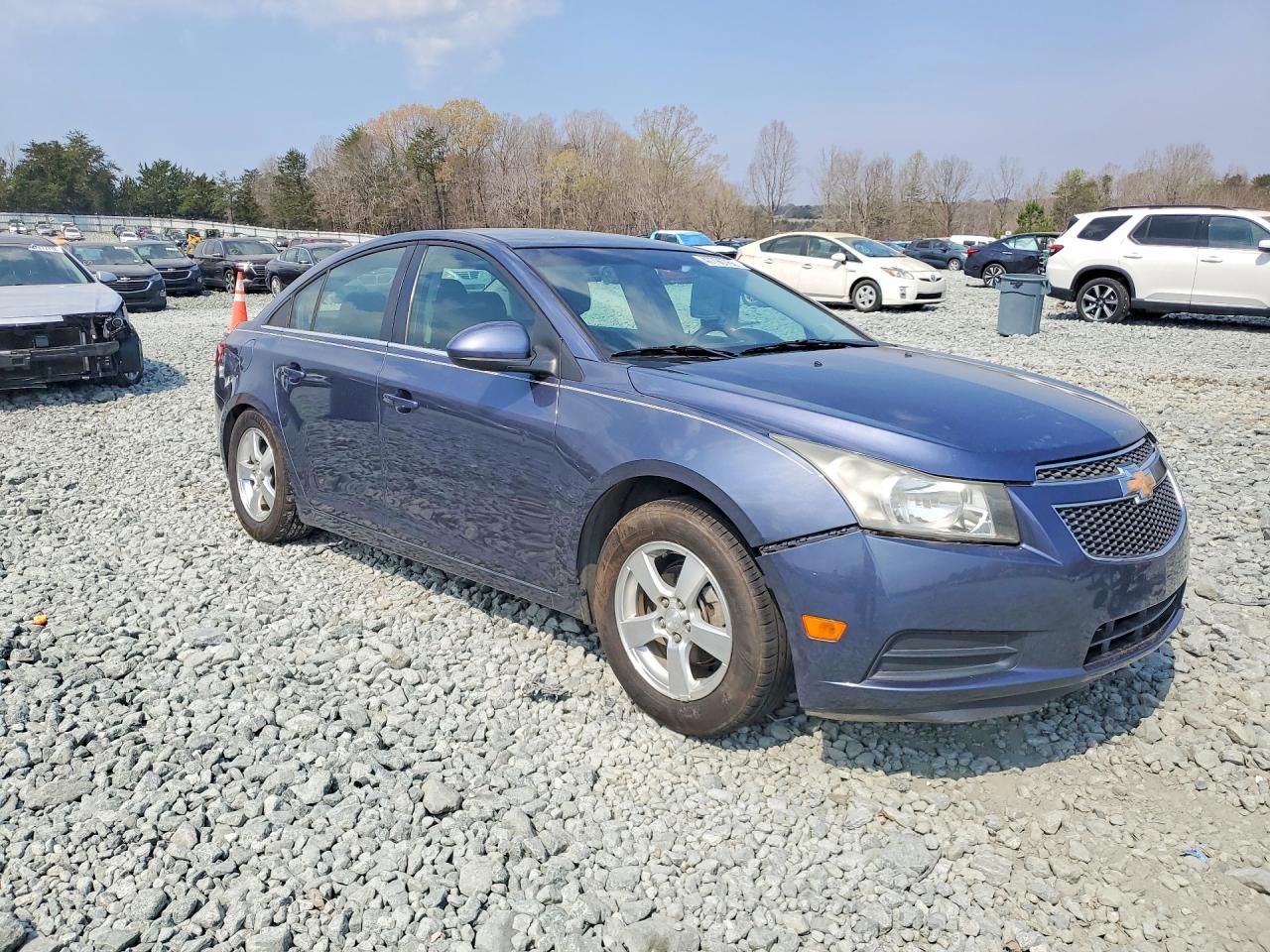 2013 CHEVROLET CRUZE LT photo 4