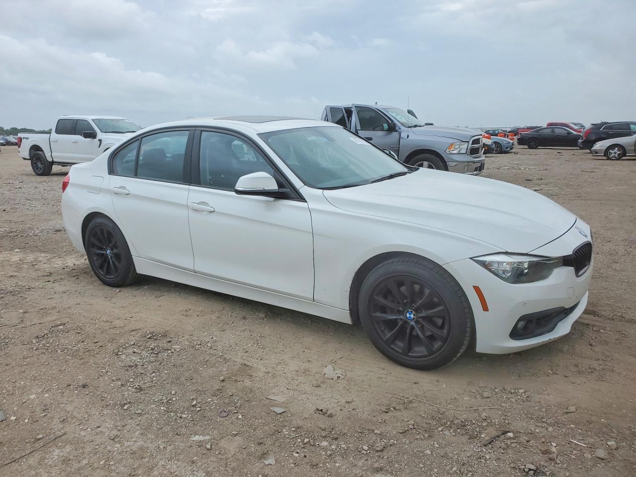 2017 BMW 320 I photo 4