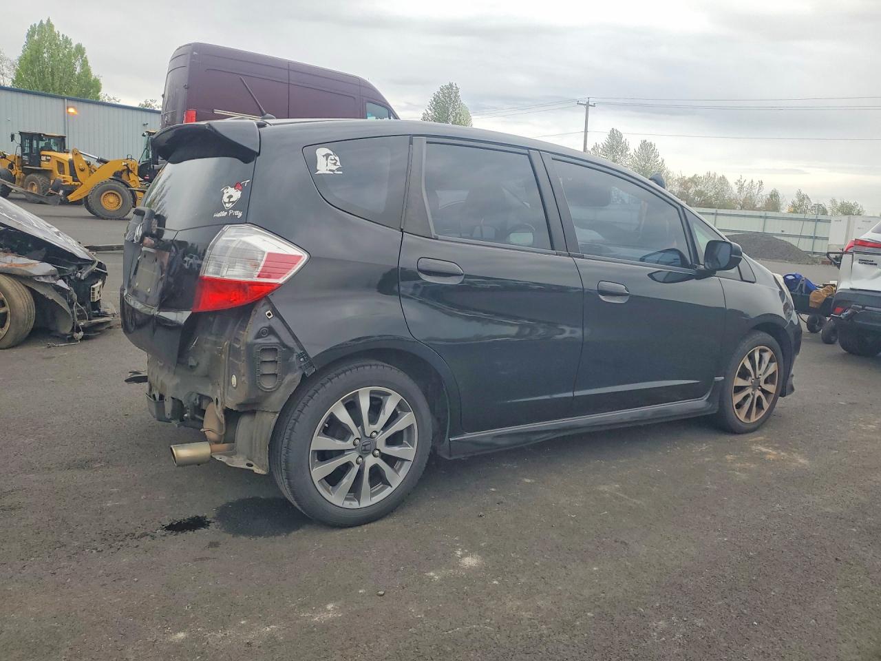 2013 HONDA FIT SPORT photo 3