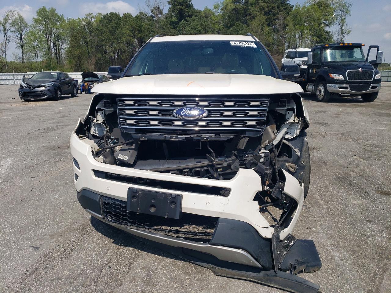 2017 FORD EXPLORER XLT photo 13